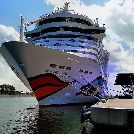 Lotsenhaus/ostseetoern Rostock